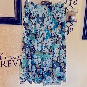 NWT REQUIREMENTS Skirt